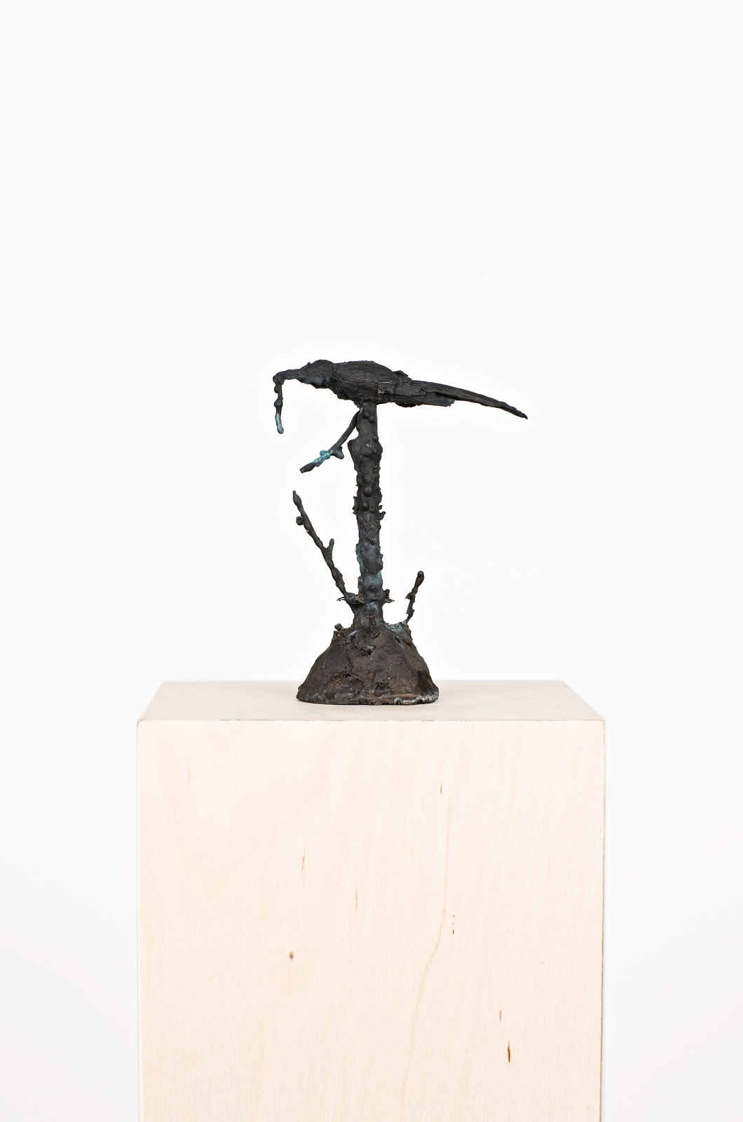 Content is a Glimpse 5, 2008, cast bronze, 25 x 20 x 10 cm