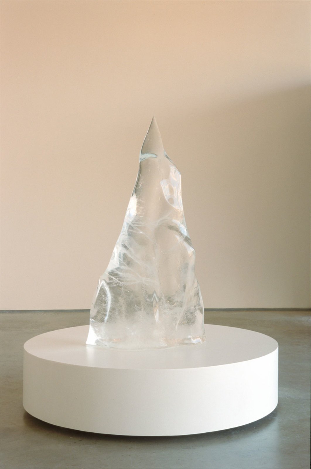 Tip of the iceberg, 2000, wood, lacker, plastic, ice, iceberg ca 100 x 50 x 25 cm, pedestal 23 x 92 Ø cm