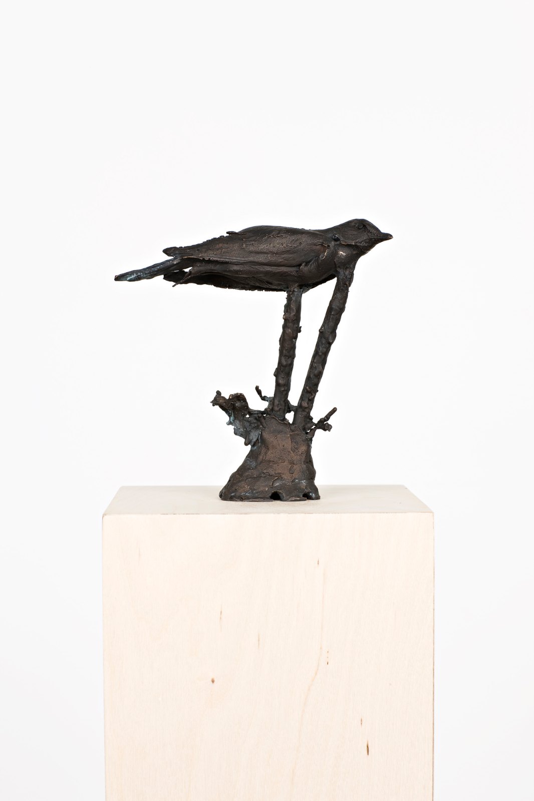 Content is a Glimpse 8, 2008, cast bronze, 25 x 20 x 10 cm
