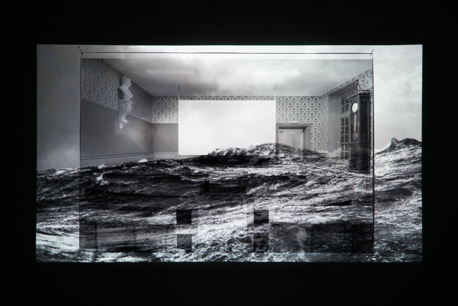 Lina Selander, Anteckningar till en film om naturen, 2015-2016, Hd-video 9:45 min, podium and lambdaprint 70 x 100 cm, ed. 3 + 2 AP