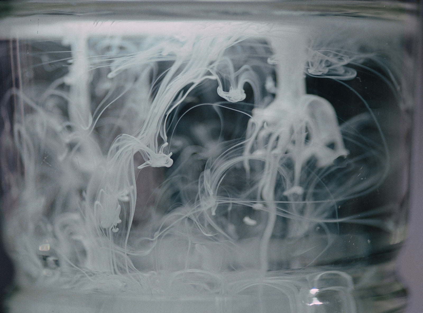 Still from Dream machine, 2006, 35 mm film loop, colour, 2'56"