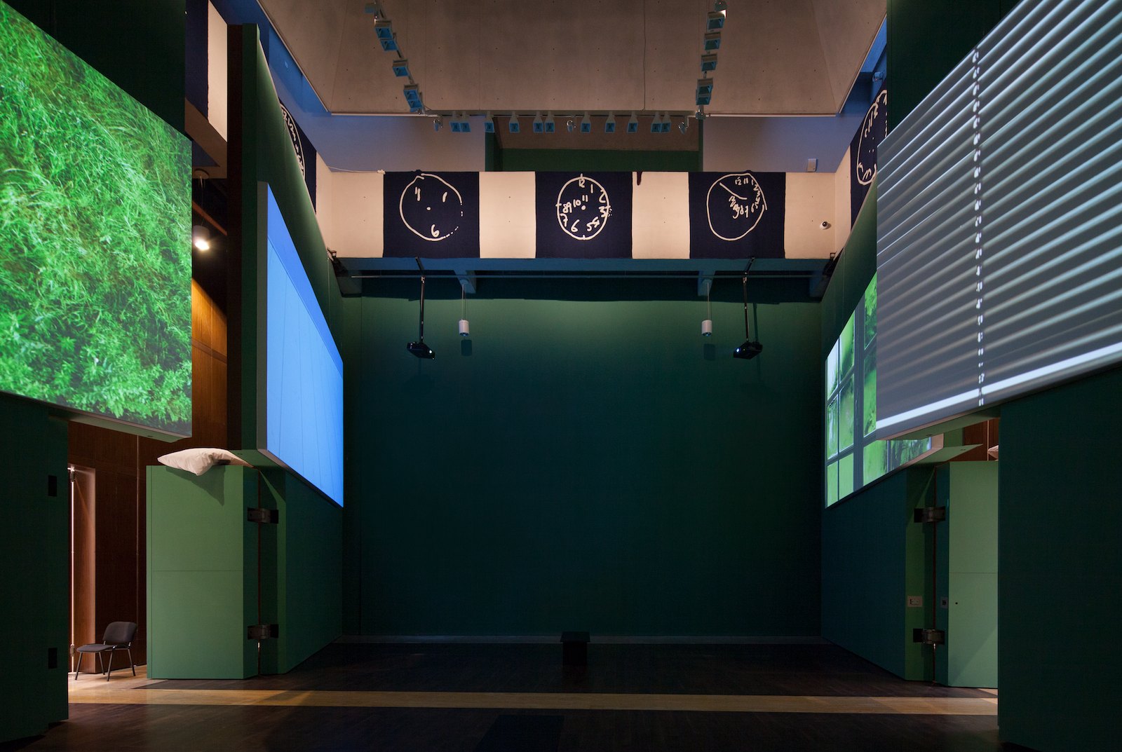 Time is ticking, 2014, installation of 12 pure lambs wool blankets: each 240 x 220 cm. Installation view The State Hermitage Museum, St. Petersburg, 2014. Photo: Alexander Lavrentyev © The State Hermitage Museum