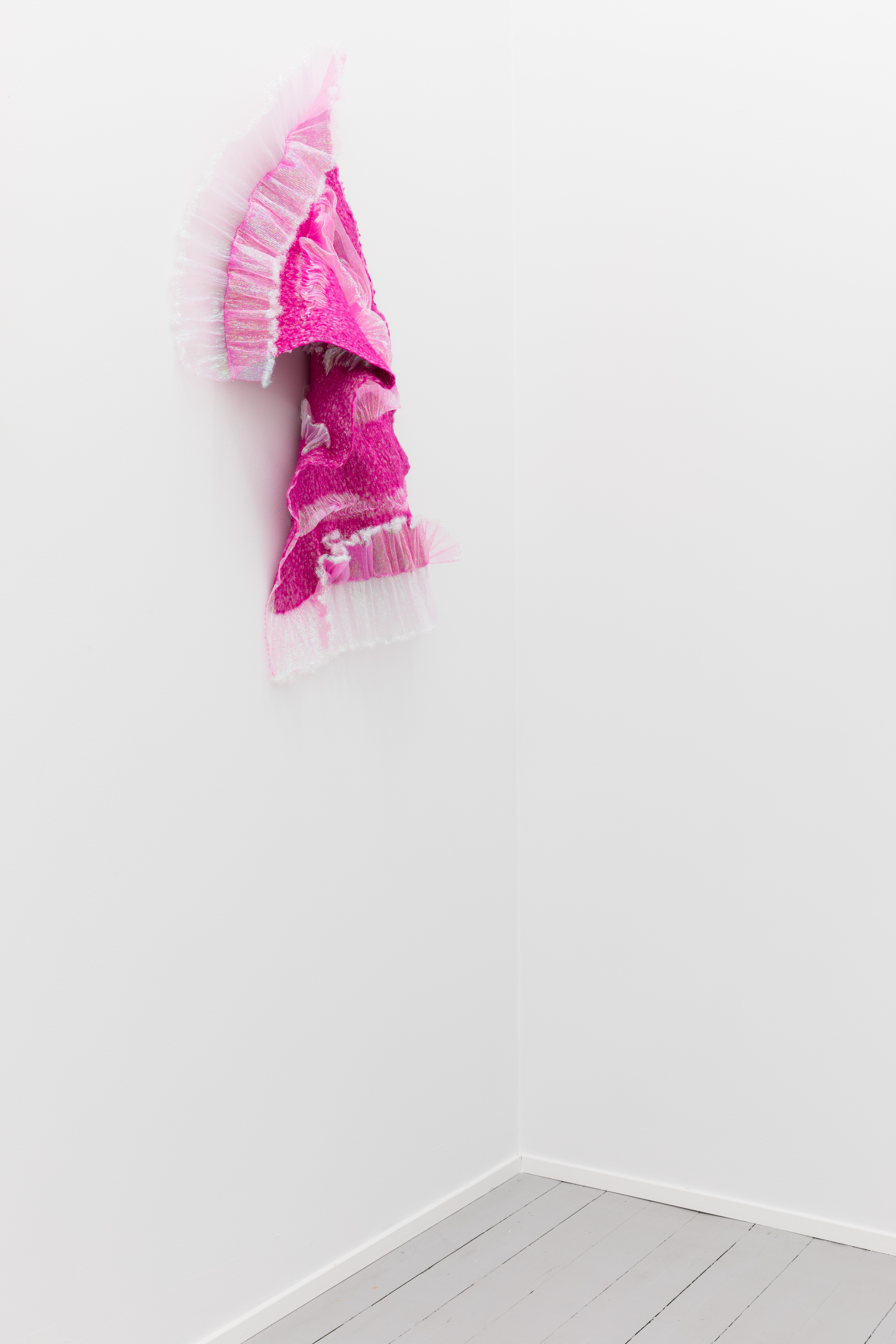 Rookie's Rave #8 Pink, 2018, Merino wool, polyester organza, 100 x 80 x 20 cm